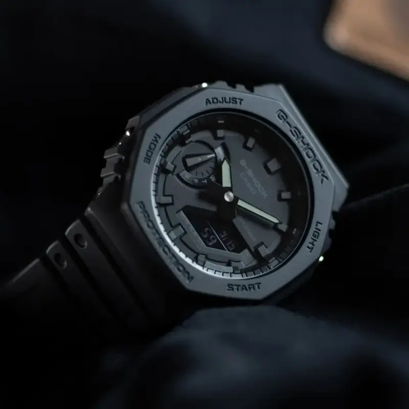Casio G-Shock GA-2100-1A1 — vista 3